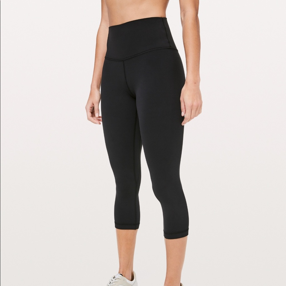 NWT Align Crop *lululemon 🚨